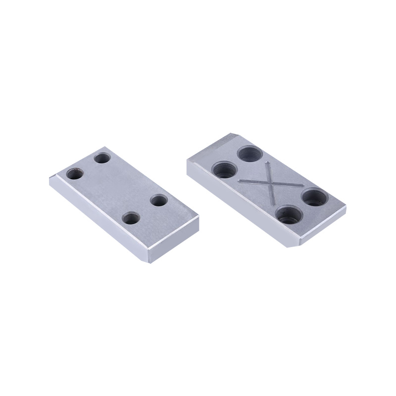 Abrasion Resistant Blocks X Shaped Wear Plates For Injection Molding